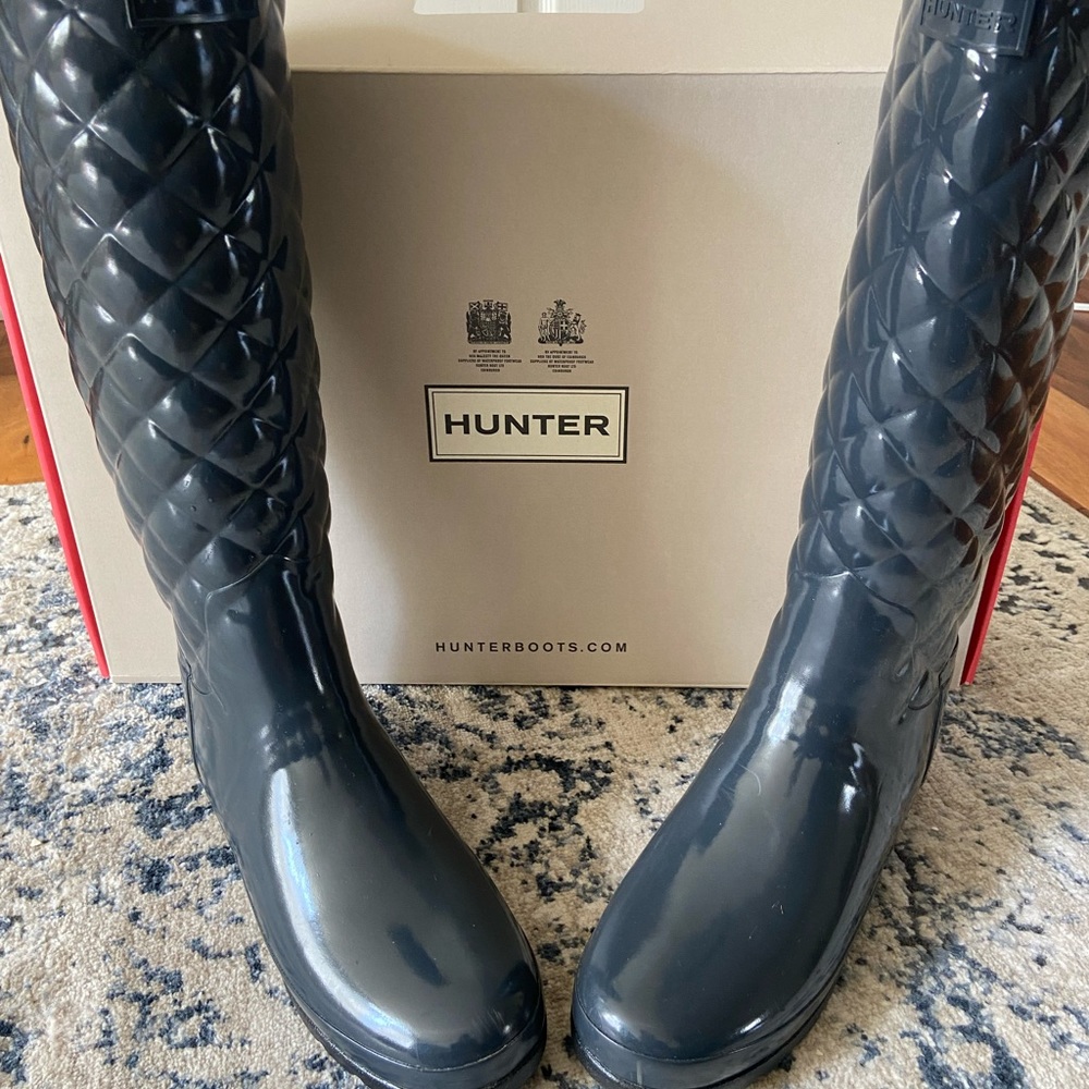 Hunter Refined Gloss Quilt tall boot